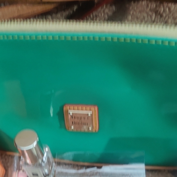 Dooney & Bourke Teal and Tan Handbag - Picture 9 of 10